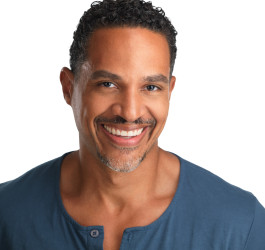 Man's pro hd makeup in Montreal
