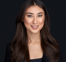 tv makeup artist montreal