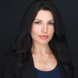 Montreal corporate business makeup artist